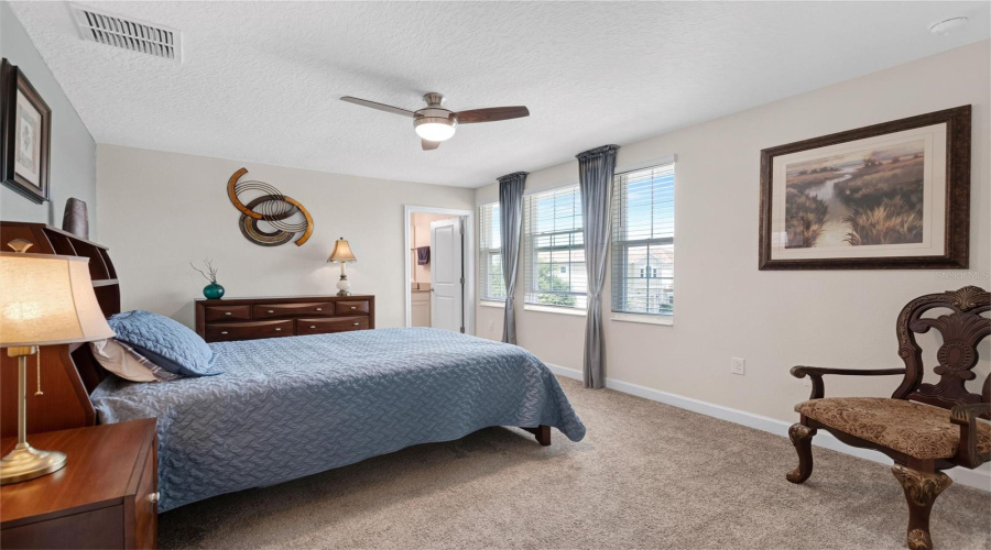 DAVENPORT, Florida 33896, 5 Bedrooms Bedrooms, ,4 BathroomsBathrooms,Residential,For Sale,BLACKWOLF RUN RD,0,MFRS5150917