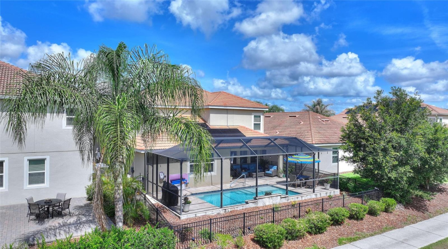 DAVENPORT, Florida 33896, 5 Bedrooms Bedrooms, ,4 BathroomsBathrooms,Residential,For Sale,BLACKWOLF RUN RD,0,MFRS5150917