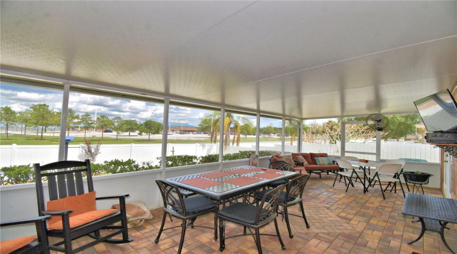 DAVENPORT, Florida 33837, 3 Bedrooms Bedrooms, ,2 BathroomsBathrooms,Residential,For Sale,SIERRA,0,MFRP4938834