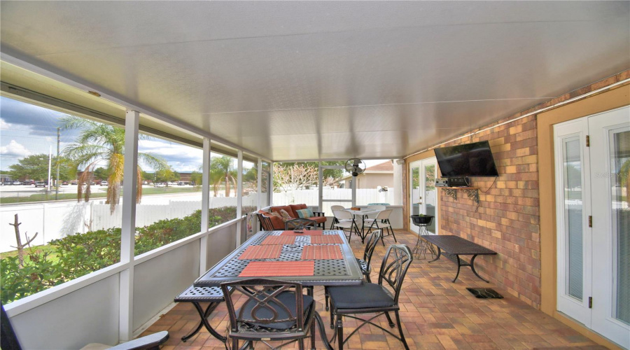 DAVENPORT, Florida 33837, 3 Bedrooms Bedrooms, ,2 BathroomsBathrooms,Residential,For Sale,SIERRA,0,MFRP4938834