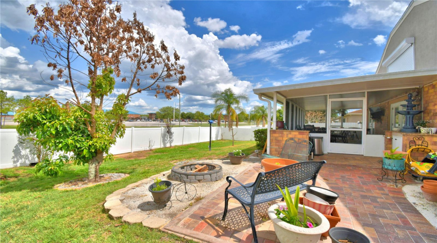 DAVENPORT, Florida 33837, 3 Bedrooms Bedrooms, ,2 BathroomsBathrooms,Residential,For Sale,SIERRA,0,MFRP4938834
