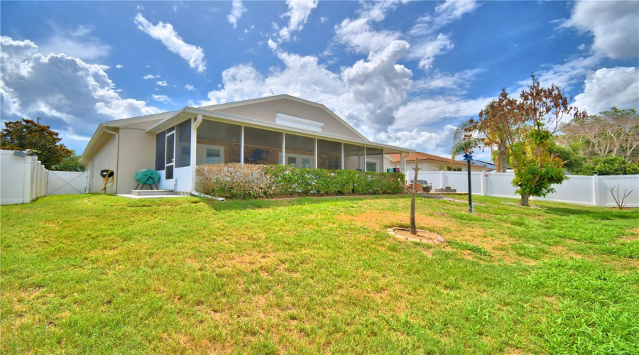 DAVENPORT, Florida 33837, 3 Bedrooms Bedrooms, ,2 BathroomsBathrooms,Residential,For Sale,SIERRA,0,MFRP4938834