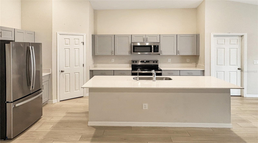 DAVENPORT, Florida 33837, 4 Bedrooms Bedrooms, ,2 BathroomsBathrooms,Residential,For Sale,CANYON OAK,0,MFRS5150404