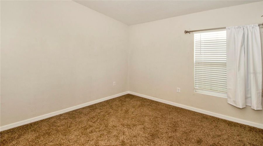 DAVENPORT, Florida 33837, 4 Bedrooms Bedrooms, ,2 BathroomsBathrooms,Residential,For Sale,CANYON OAK,0,MFRS5150404