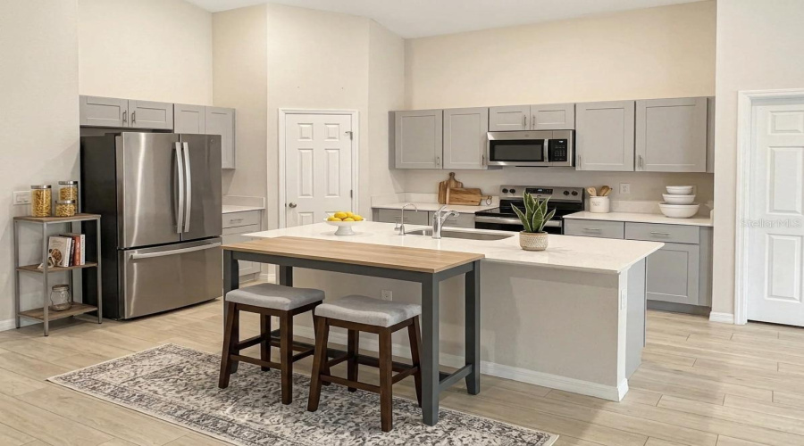 DAVENPORT, Florida 33837, 4 Bedrooms Bedrooms, ,2 BathroomsBathrooms,Residential,For Sale,CANYON OAK,0,MFRS5150404