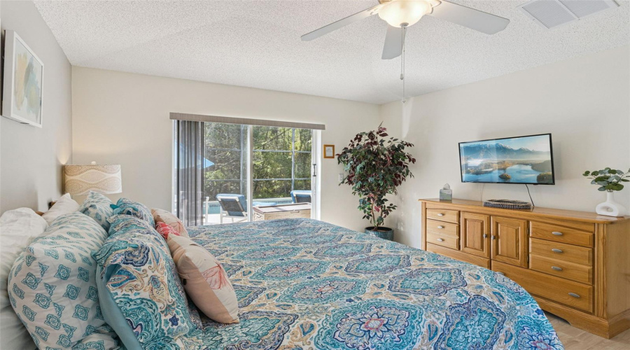 KISSIMMEE, Florida 34746, 4 Bedrooms Bedrooms, ,3 BathroomsBathrooms,Residential,For Sale,MADIERA BEACH,0,MFRS5146755