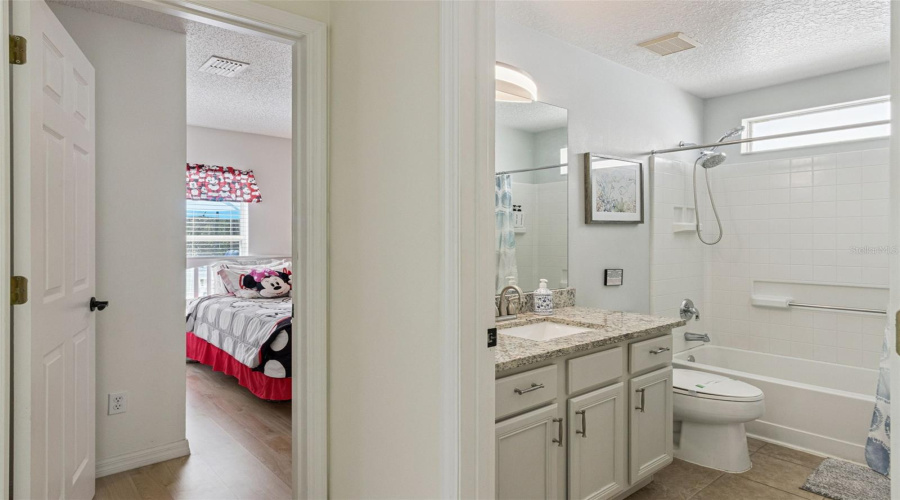 KISSIMMEE, Florida 34746, 4 Bedrooms Bedrooms, ,3 BathroomsBathrooms,Residential,For Sale,MADIERA BEACH,0,MFRS5146755
