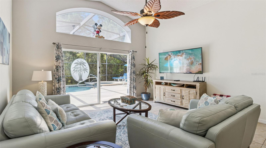 KISSIMMEE, Florida 34746, 4 Bedrooms Bedrooms, ,3 BathroomsBathrooms,Residential,For Sale,MADIERA BEACH,0,MFRS5146755
