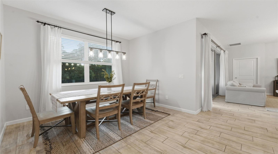 DAVENPORT, Florida 33837, 3 Bedrooms Bedrooms, ,2 BathroomsBathrooms,Residential,For Sale,HENDON,0,MFRO6412360