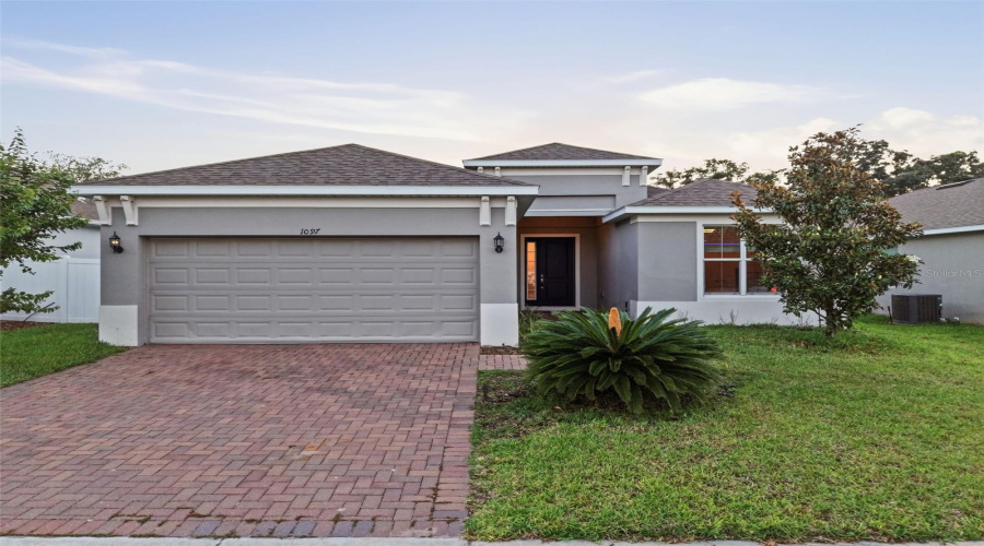 DAVENPORT, Florida 33837, 3 Bedrooms Bedrooms, ,2 BathroomsBathrooms,Residential,For Sale,HENDON,0,MFRO6412360