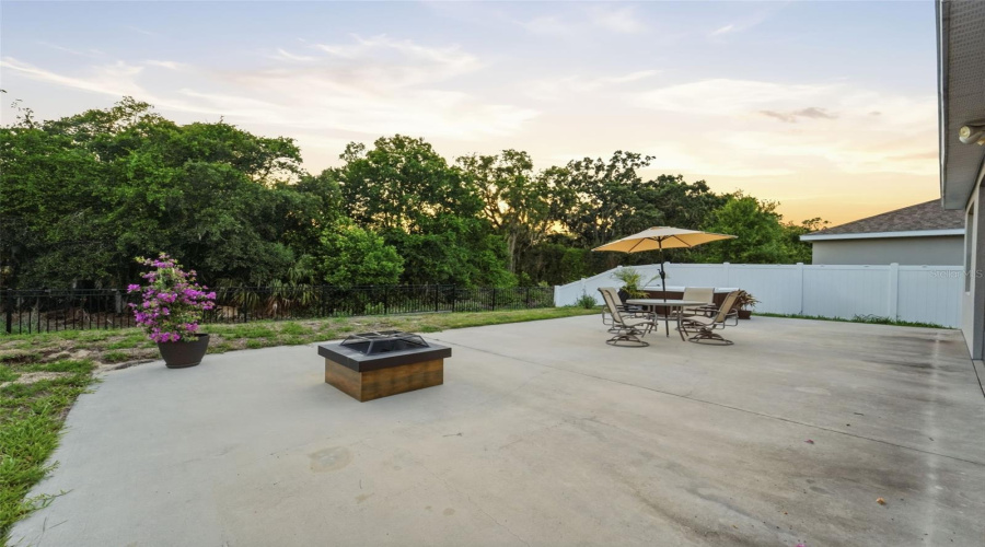 DAVENPORT, Florida 33837, 3 Bedrooms Bedrooms, ,2 BathroomsBathrooms,Residential,For Sale,HENDON,0,MFRO6412360