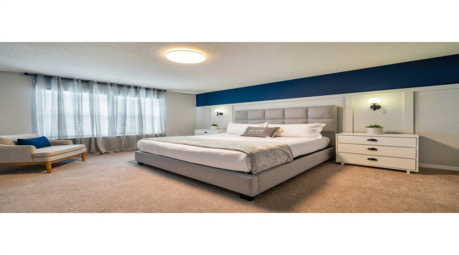 DAVENPORT, Florida 33897, 5 Bedrooms Bedrooms, ,4 BathroomsBathrooms,Residential,For Sale,PARADISE,0,MFRO6410922