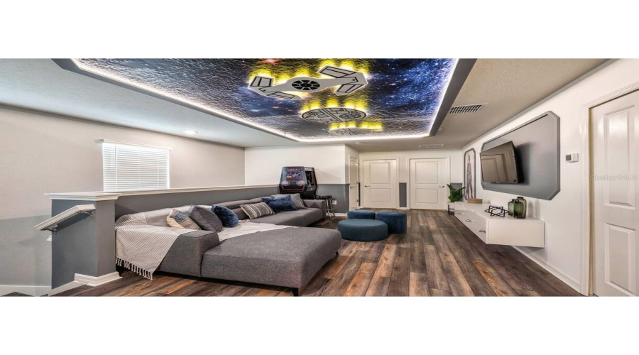 DAVENPORT, Florida 33897, 5 Bedrooms Bedrooms, ,4 BathroomsBathrooms,Residential,For Sale,PARADISE,0,MFRO6410922