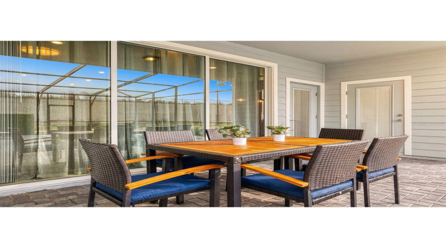 DAVENPORT, Florida 33897, 5 Bedrooms Bedrooms, ,4 BathroomsBathrooms,Residential,For Sale,PARADISE,0,MFRO6410922
