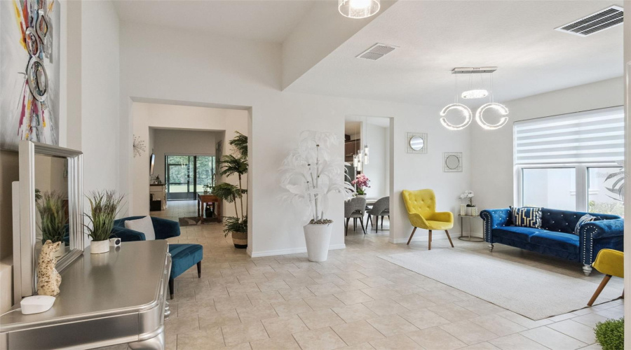 KISSIMMEE, Florida 34746, 4 Bedrooms Bedrooms, ,2 BathroomsBathrooms,Residential,For Sale,CARRICK BEND,0,MFRO6412400