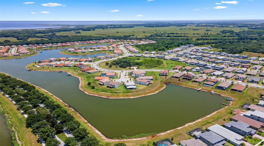 KISSIMMEE, Florida 34746, 4 Bedrooms Bedrooms, ,2 BathroomsBathrooms,Residential,For Sale,CARRICK BEND,0,MFRO6412400
