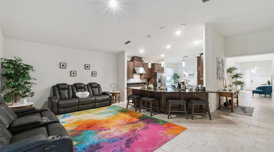 KISSIMMEE, Florida 34746, 4 Bedrooms Bedrooms, ,2 BathroomsBathrooms,Residential,For Sale,CARRICK BEND,0,MFRO6412400