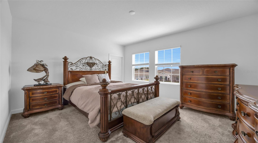 DAVENPORT, Florida 33837, 5 Bedrooms Bedrooms, ,3 BathroomsBathrooms,Residential,For Sale,HILLINGDAM,0,MFRS5149945
