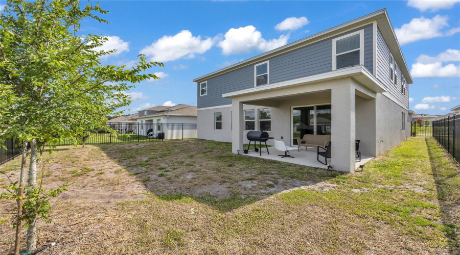 DAVENPORT, Florida 33837, 5 Bedrooms Bedrooms, ,3 BathroomsBathrooms,Residential,For Sale,HILLINGDAM,0,MFRS5149945
