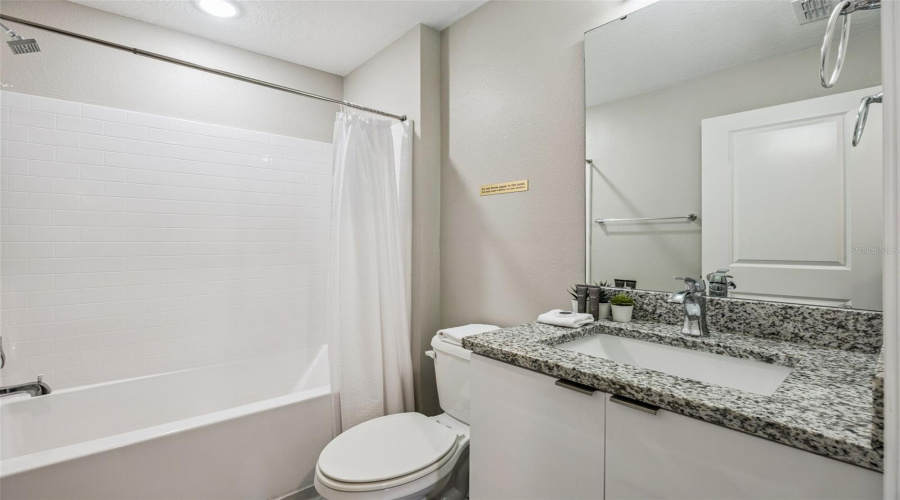KISSIMMEE, Florida 34747, 4 Bedrooms Bedrooms, ,4 BathroomsBathrooms,Residential,For Sale,FORMOSA VALLEY,0,MFRO6397667