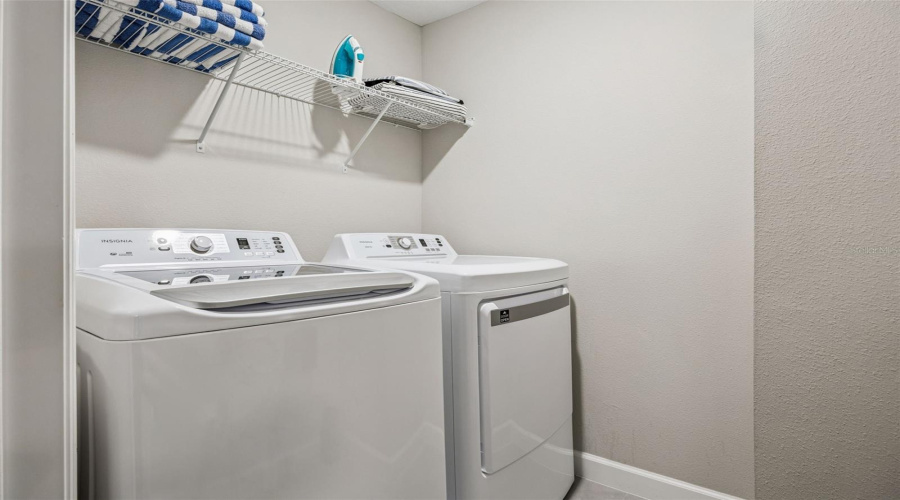 KISSIMMEE, Florida 34747, 4 Bedrooms Bedrooms, ,4 BathroomsBathrooms,Residential,For Sale,FORMOSA VALLEY,0,MFRO6397667