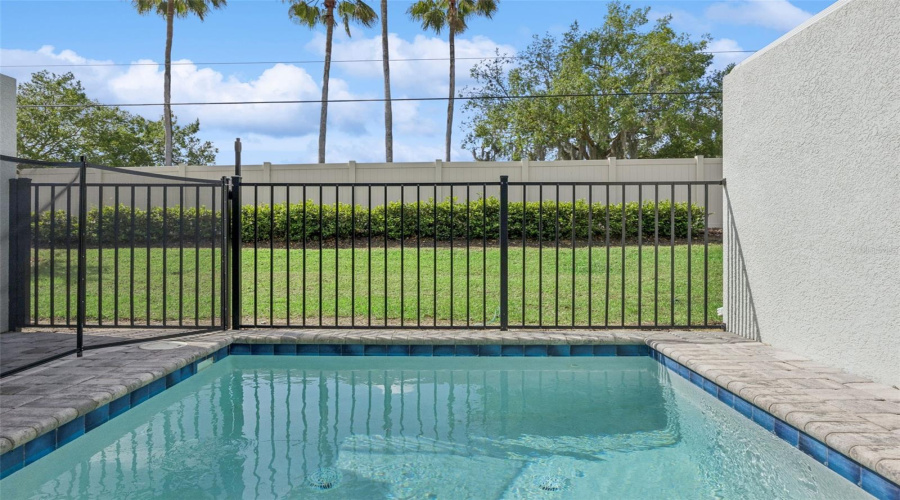 KISSIMMEE, Florida 34747, 4 Bedrooms Bedrooms, ,4 BathroomsBathrooms,Residential,For Sale,FORMOSA VALLEY,0,MFRO6397667