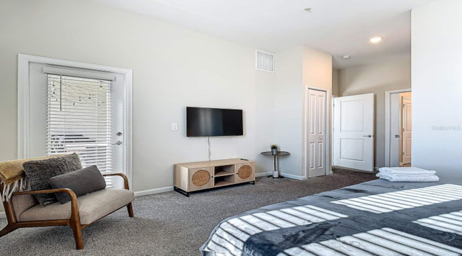 DAVENPORT, Florida 33896, 2 Bedrooms Bedrooms, ,2 BathroomsBathrooms,Residential,For Sale,CHALLENGE,0,MFRO6327859