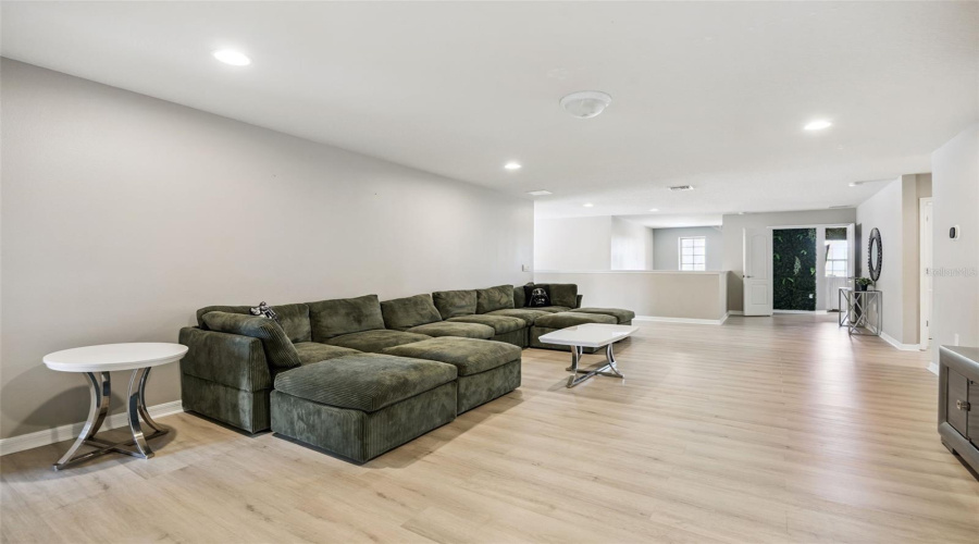 KISSIMMEE, Florida 34747, 8 Bedrooms Bedrooms, ,6 BathroomsBathrooms,Residential,For Sale,QIN,0,MFRO6405993