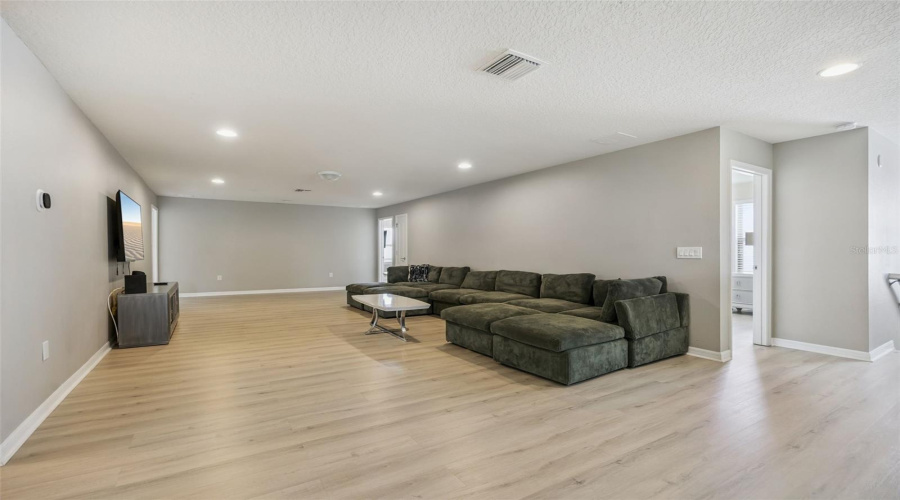 KISSIMMEE, Florida 34747, 8 Bedrooms Bedrooms, ,6 BathroomsBathrooms,Residential,For Sale,QIN,0,MFRO6405993