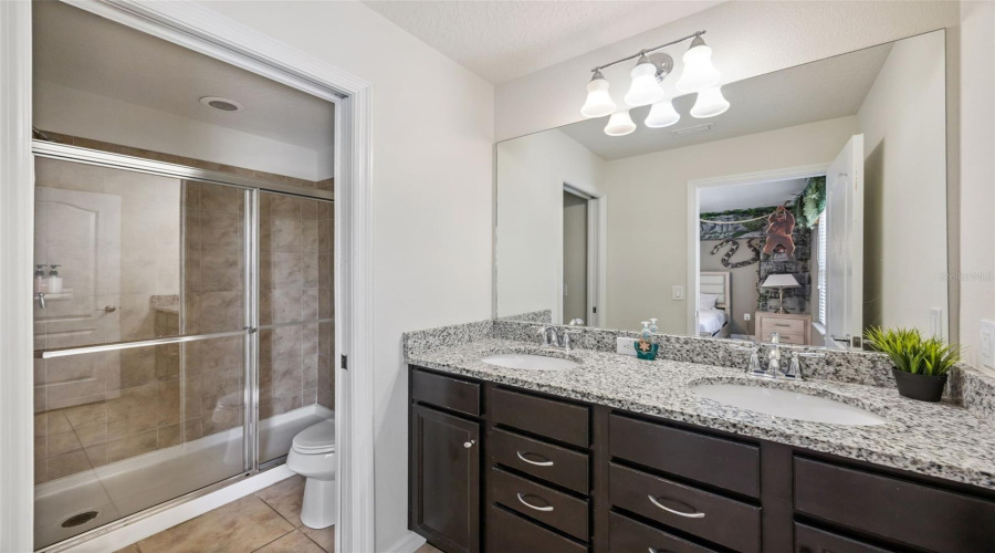 KISSIMMEE, Florida 34747, 8 Bedrooms Bedrooms, ,6 BathroomsBathrooms,Residential,For Sale,QIN,0,MFRO6405993