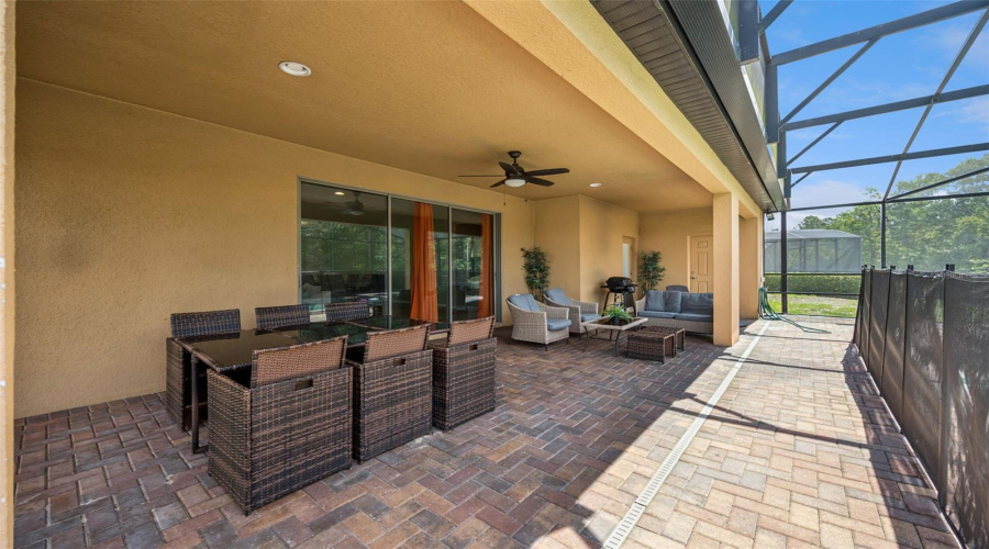 KISSIMMEE, Florida 34747, 8 Bedrooms Bedrooms, ,6 BathroomsBathrooms,Residential,For Sale,QIN,0,MFRO6405993