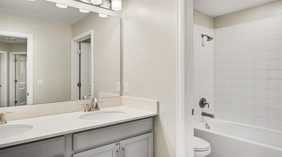 DAVENPORT, Florida 33837, 4 Bedrooms Bedrooms, ,2 BathroomsBathrooms,Residential,For Sale,BRUNSWICK,0,MFRO6411844