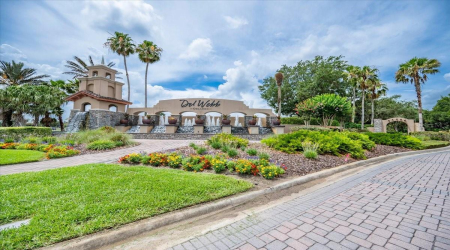 Del Webb Entrance