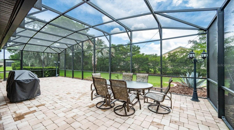 DAVENPORT, Florida 33837, 3 Bedrooms Bedrooms, ,3 BathroomsBathrooms,Residential,For Sale,ALICANTE CT,0,MFRL4962305