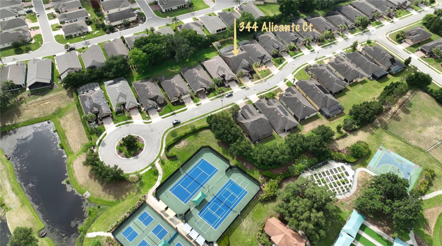 DAVENPORT, Florida 33837, 3 Bedrooms Bedrooms, ,3 BathroomsBathrooms,Residential,For Sale,ALICANTE CT,0,MFRL4962305