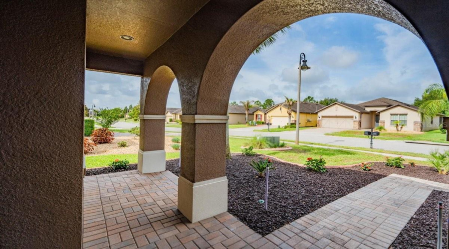 DAVENPORT, Florida 33837, 3 Bedrooms Bedrooms, ,3 BathroomsBathrooms,Residential,For Sale,ALICANTE CT,0,MFRL4962305