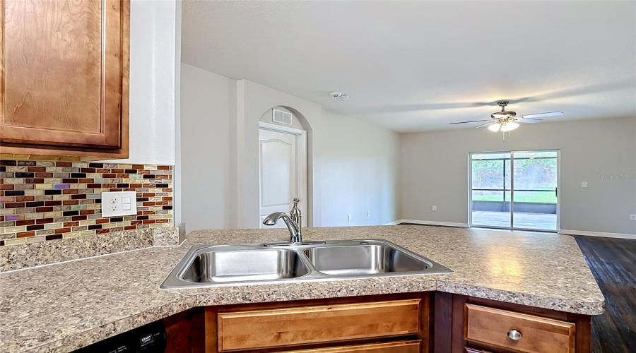 DAVENPORT, Florida 33837, 3 Bedrooms Bedrooms, ,2 BathroomsBathrooms,Residential,For Sale,NOVA,0,MFRC7526823