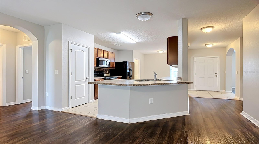 DAVENPORT, Florida 33837, 3 Bedrooms Bedrooms, ,2 BathroomsBathrooms,Residential,For Sale,NOVA,0,MFRC7526823