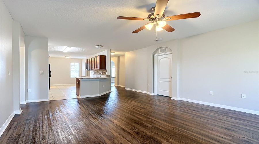 DAVENPORT, Florida 33837, 3 Bedrooms Bedrooms, ,2 BathroomsBathrooms,Residential,For Sale,NOVA,0,MFRC7526823