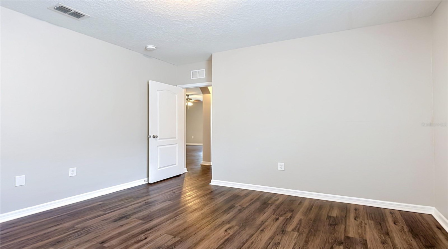DAVENPORT, Florida 33837, 3 Bedrooms Bedrooms, ,2 BathroomsBathrooms,Residential,For Sale,NOVA,0,MFRC7526823