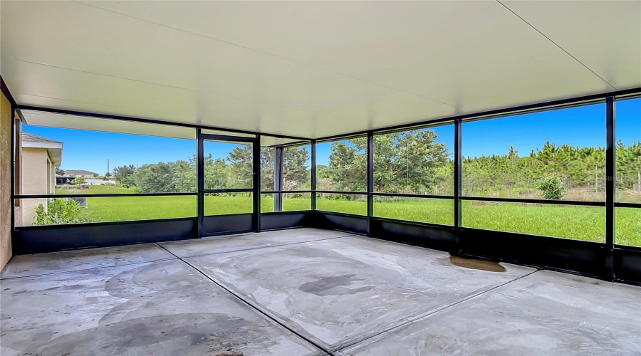 DAVENPORT, Florida 33837, 3 Bedrooms Bedrooms, ,2 BathroomsBathrooms,Residential,For Sale,NOVA,0,MFRC7526823