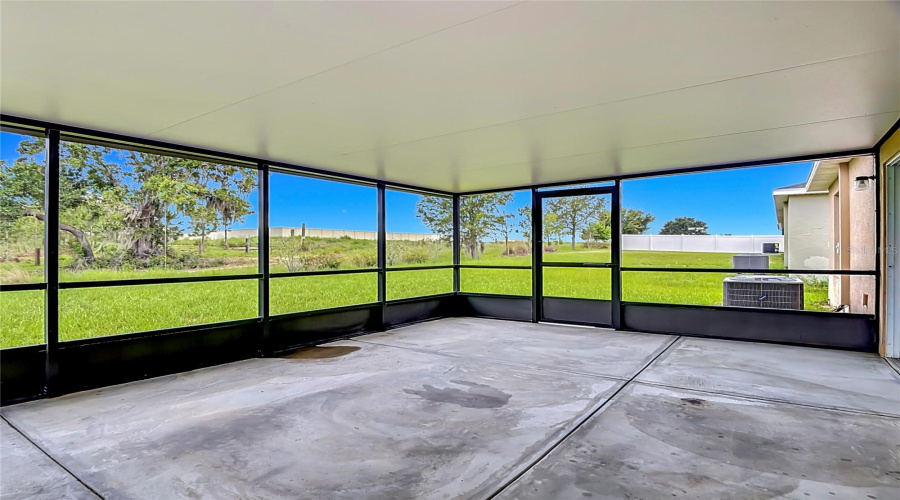 DAVENPORT, Florida 33837, 3 Bedrooms Bedrooms, ,2 BathroomsBathrooms,Residential,For Sale,NOVA,0,MFRC7526823