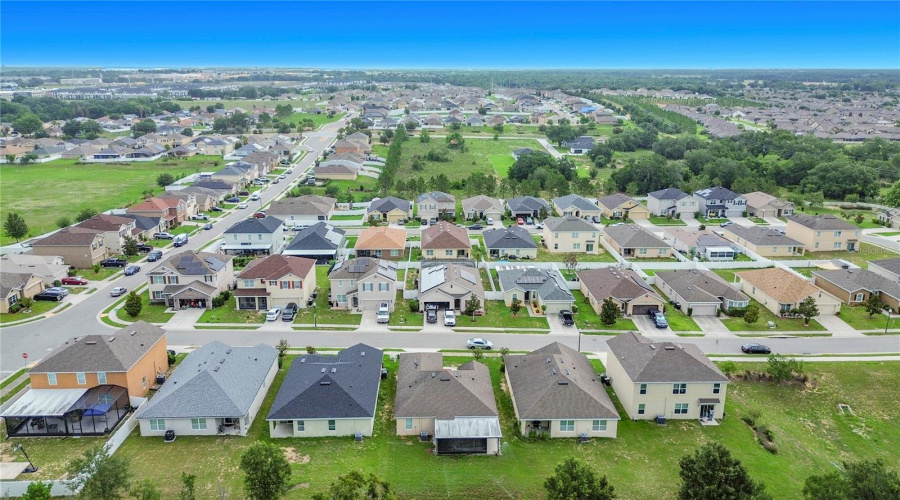 DAVENPORT, Florida 33837, 3 Bedrooms Bedrooms, ,2 BathroomsBathrooms,Residential,For Sale,NOVA,0,MFRC7526823