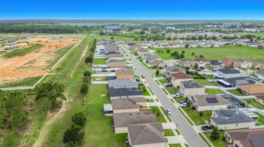 DAVENPORT, Florida 33837, 3 Bedrooms Bedrooms, ,2 BathroomsBathrooms,Residential,For Sale,NOVA,0,MFRC7526823