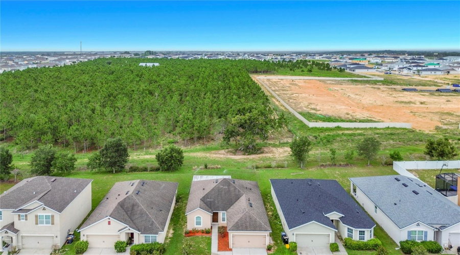 DAVENPORT, Florida 33837, 3 Bedrooms Bedrooms, ,2 BathroomsBathrooms,Residential,For Sale,NOVA,0,MFRC7526823