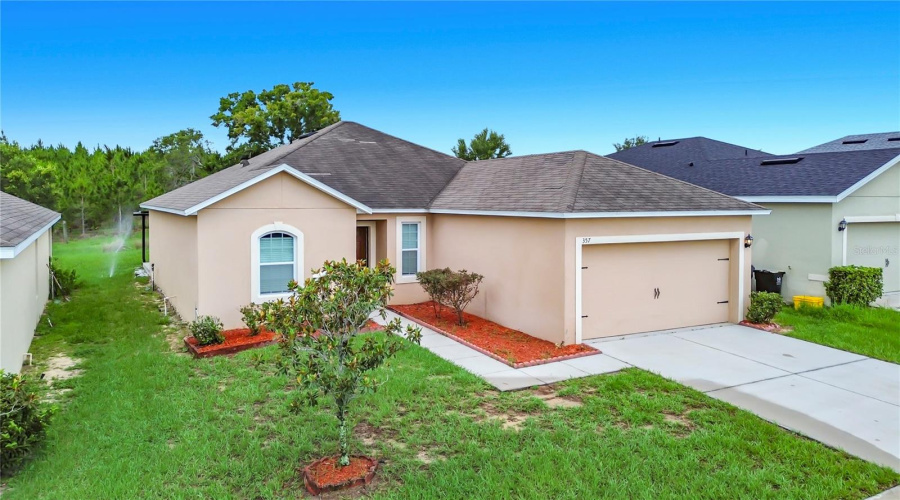 DAVENPORT, Florida 33837, 3 Bedrooms Bedrooms, ,2 BathroomsBathrooms,Residential,For Sale,NOVA,0,MFRC7526823