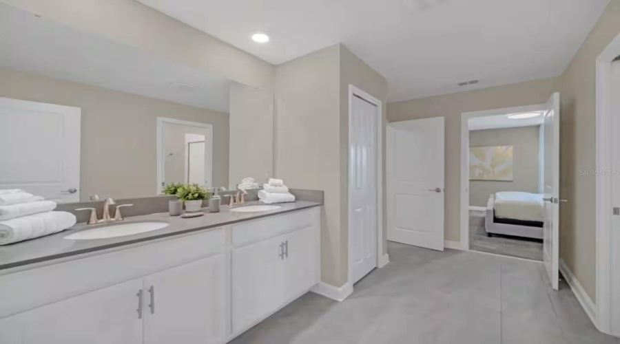 KISSIMMEE, Florida 34746, 9 Bedrooms Bedrooms, ,5 BathroomsBathrooms,Residential,For Sale,BOOKMARK,0,MFRO6411133