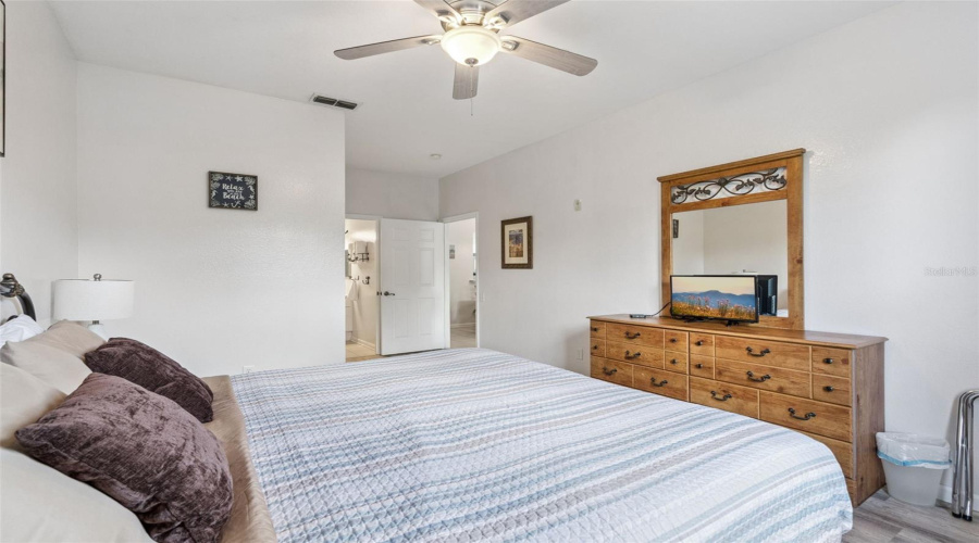 KISSIMMEE, Florida 34747, 3 Bedrooms Bedrooms, ,2 BathroomsBathrooms,Residential,For Sale,SILVER PALM,0,MFRS5150409