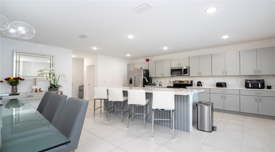 DAVENPORT, Florida 33897, 5 Bedrooms Bedrooms, ,3 BathroomsBathrooms,Residential,For Sale,TUSCANY,0,MFRO6412053
