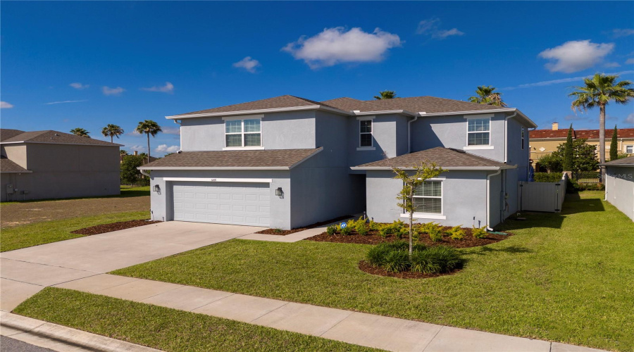 DAVENPORT, Florida 33897, 5 Bedrooms Bedrooms, ,3 BathroomsBathrooms,Residential,For Sale,TUSCANY,0,MFRO6412053